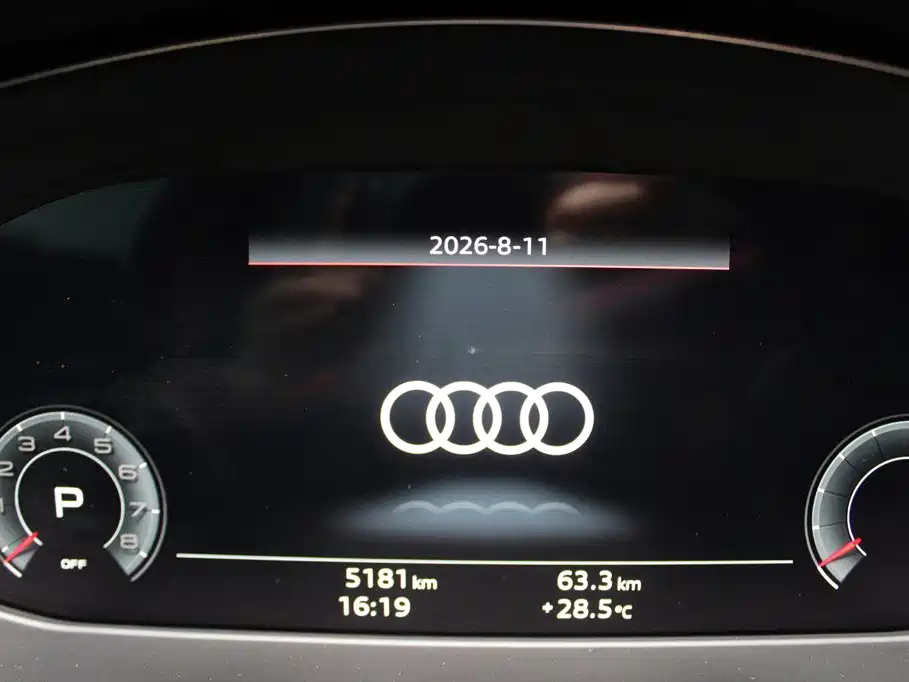 Audi A4L 2026 — фото 11
