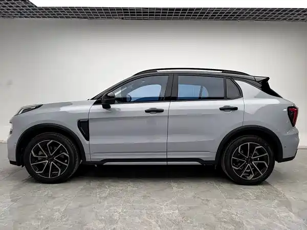 Lynk & Co 01 2023