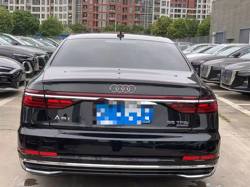 Audi A8 2023
