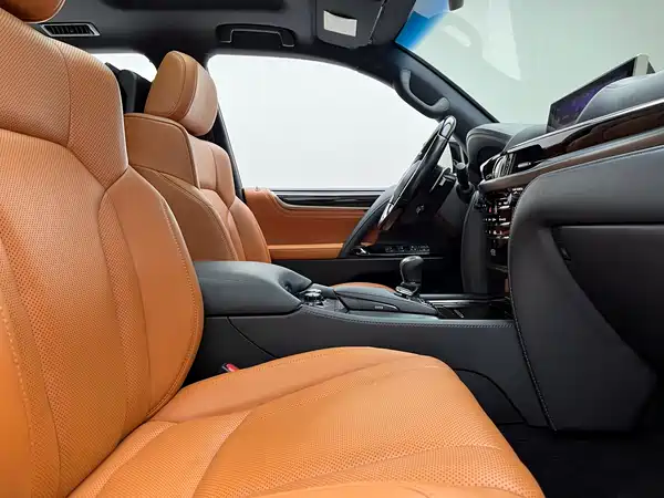 Lexus LX 2017