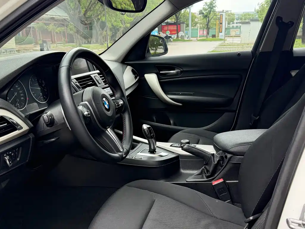 BMW 1 Series 2015