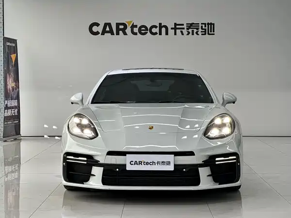 Porsche Panamera 2014