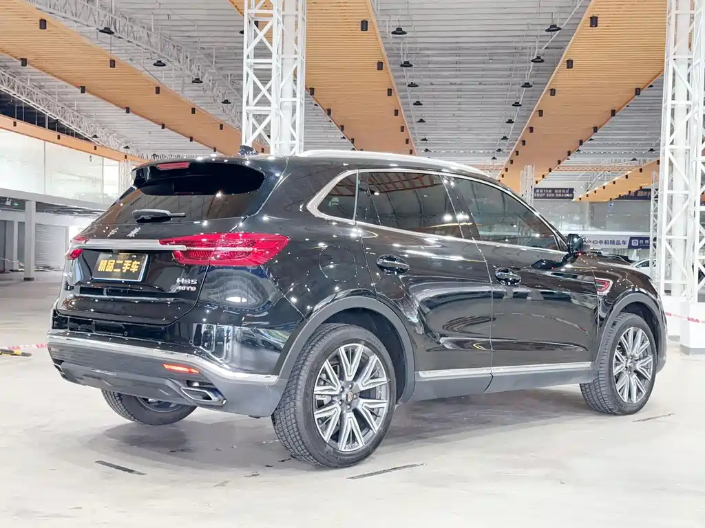 Hongqi HS5 2023