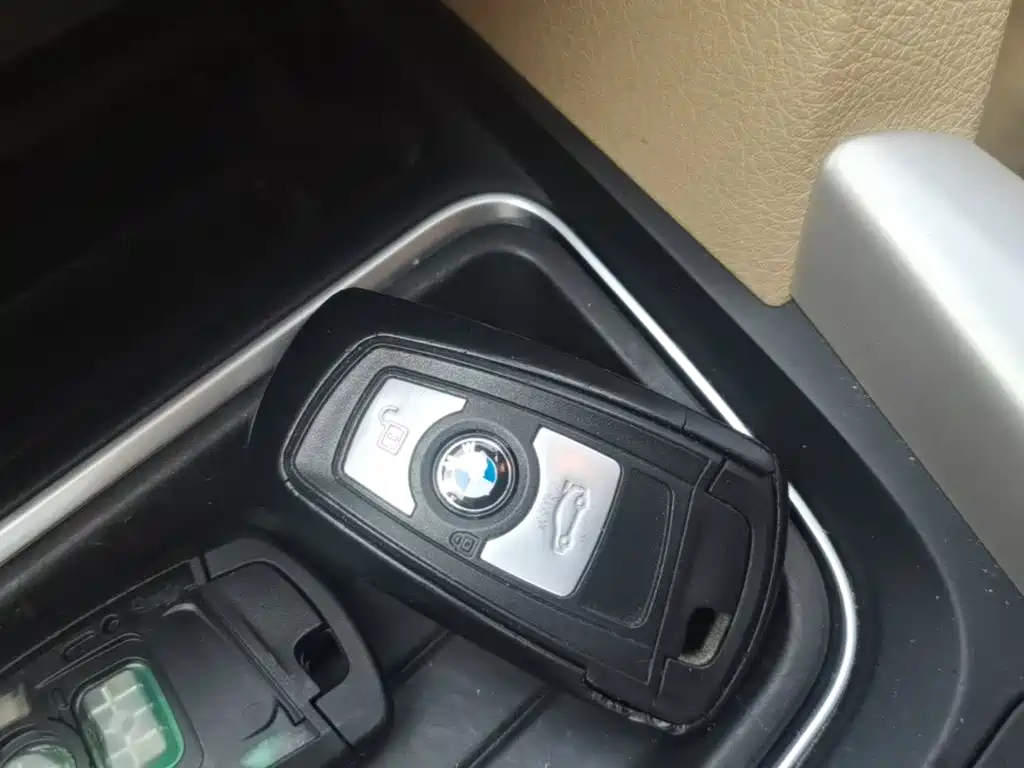 BMW 3 Series 2014 — фото 15