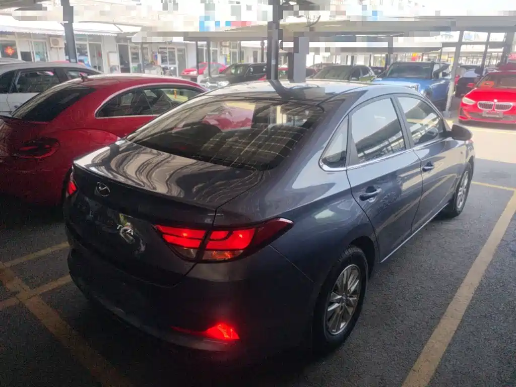 Hyundai Elantra 2019 — фото 7