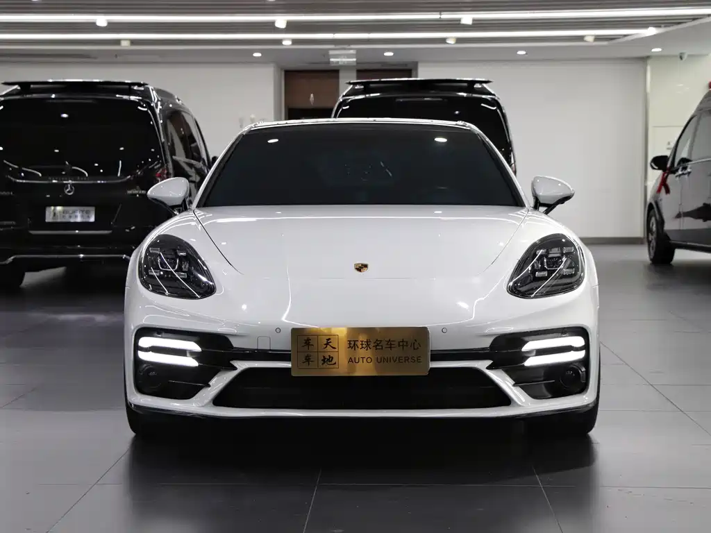Porsche Panamera Hybrid 2018 — фото 3