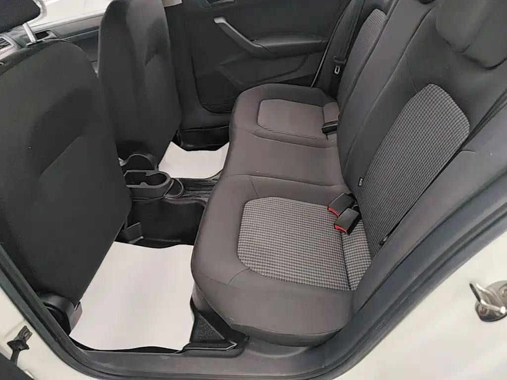 Volkswagen Santana 2019 — фото 17