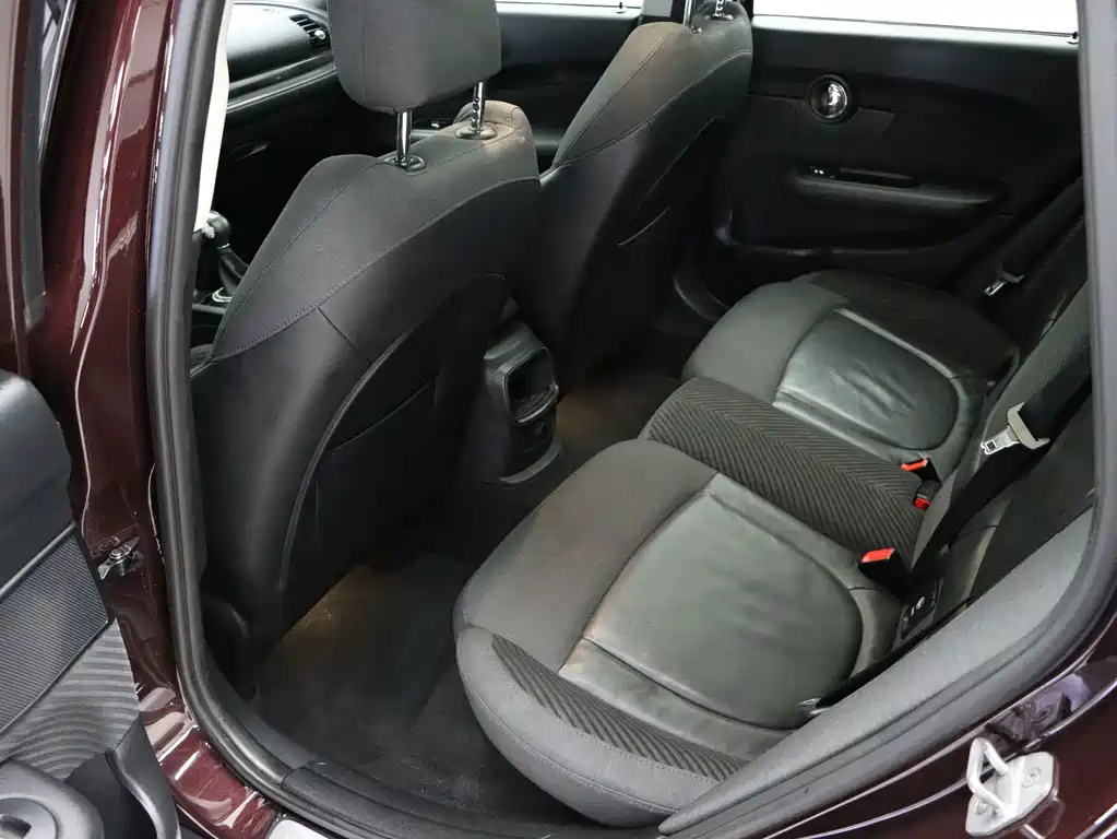 MINI Clubman 2017 — фото 18