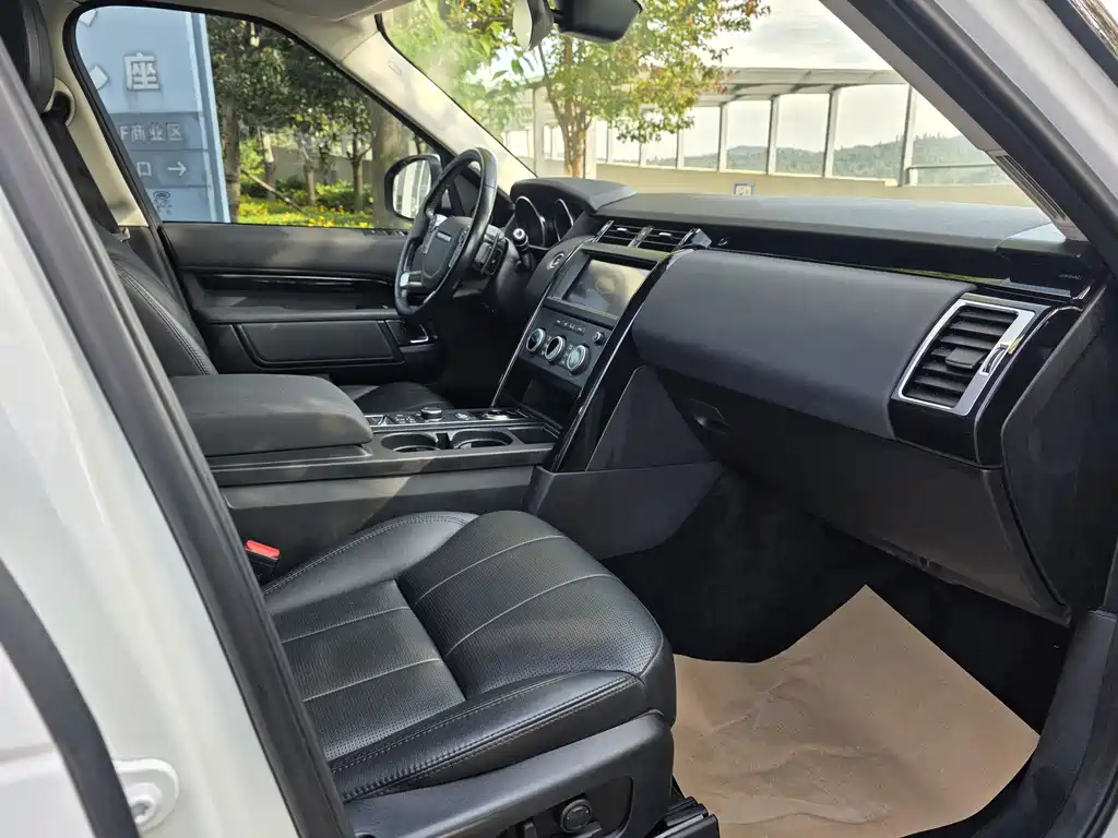 Land Rover Discovery 2019 — фото 10