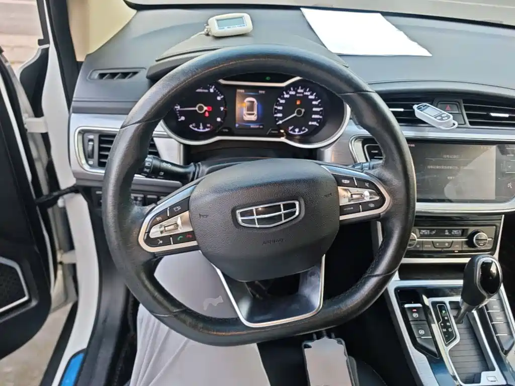 Geely Emgrand GS 2019 — фото 11