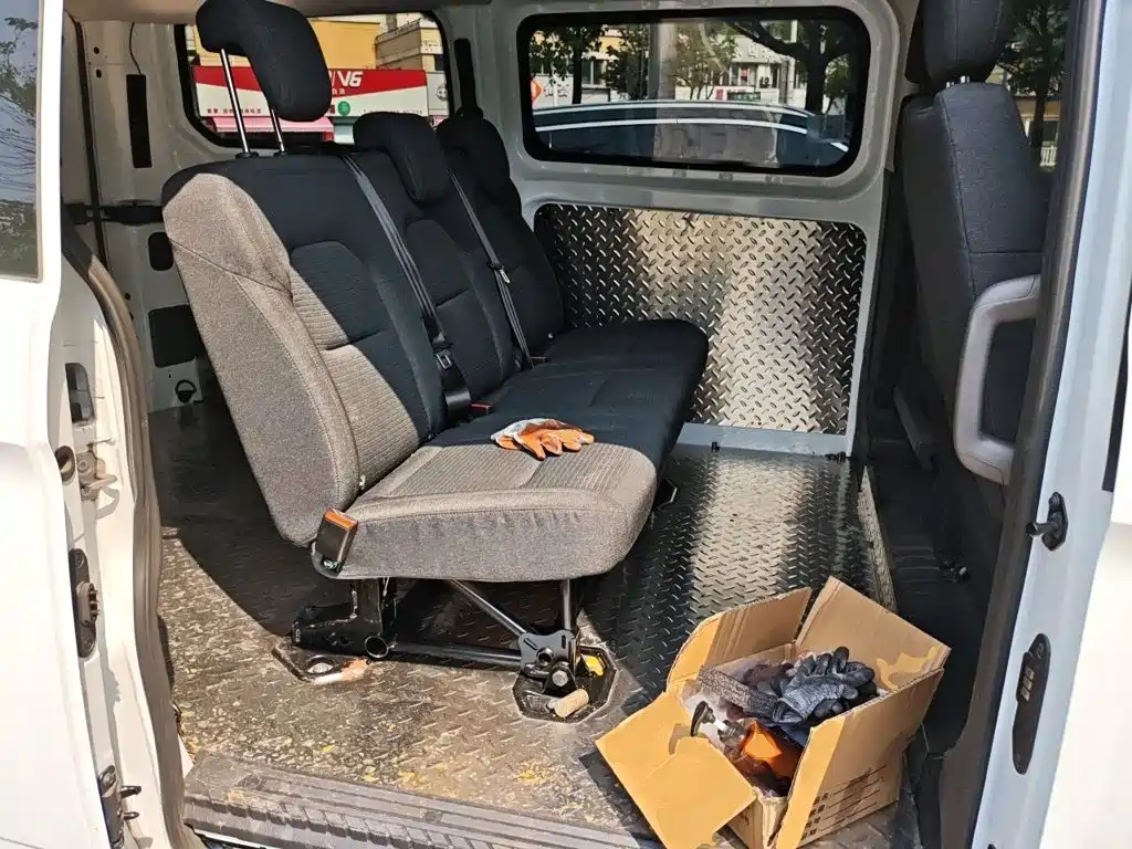 Ford Transit 2023 — фото 15