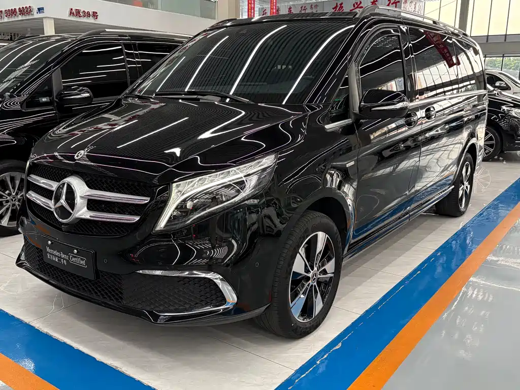 Mercedes-Benz V-Class 2022 — фото 3