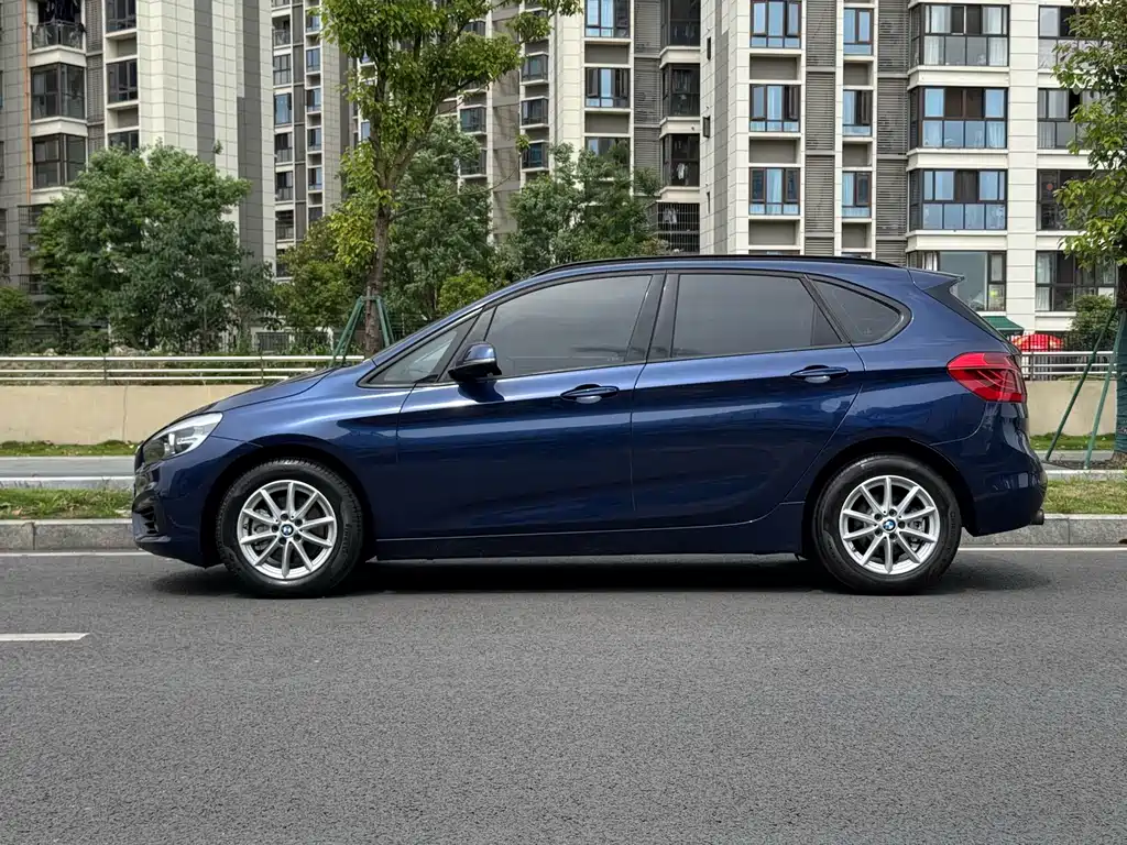 BMW 2 Series Active Tourer 2016 — фото 15