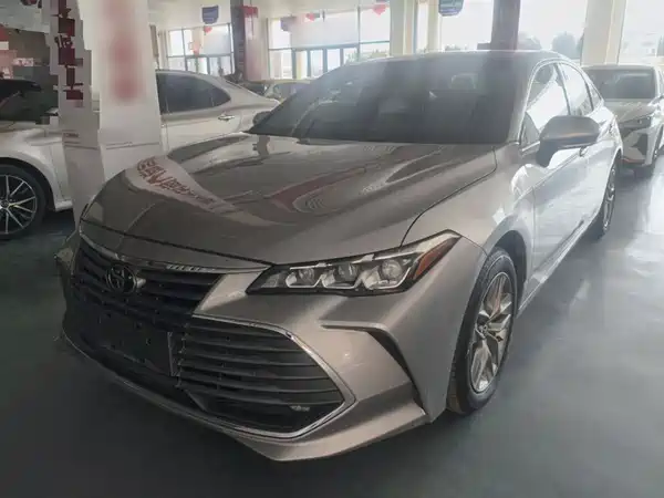 Toyota Avalon 2019