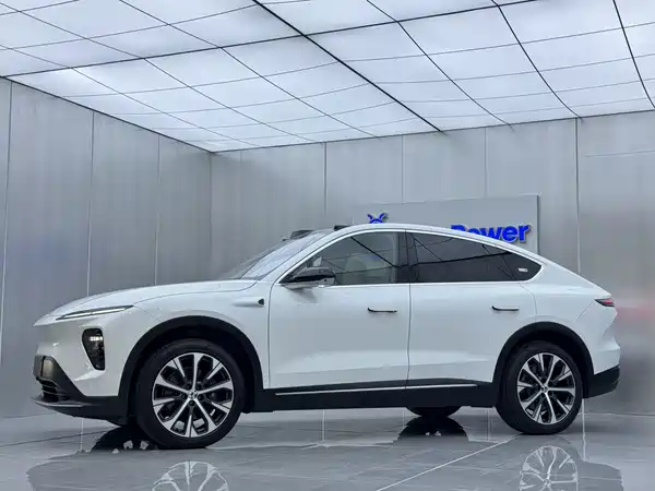NIO EC7 2023