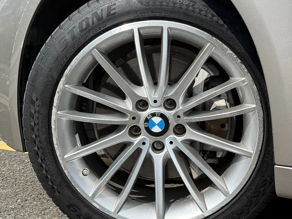 BMW 7 Series 2015 — фото 9