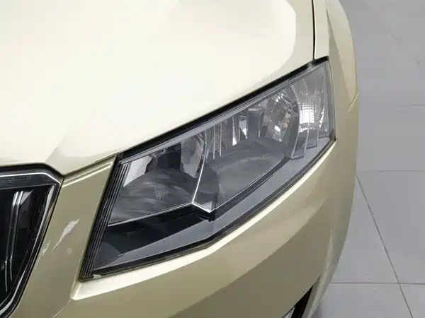 Skoda Octavia 2014