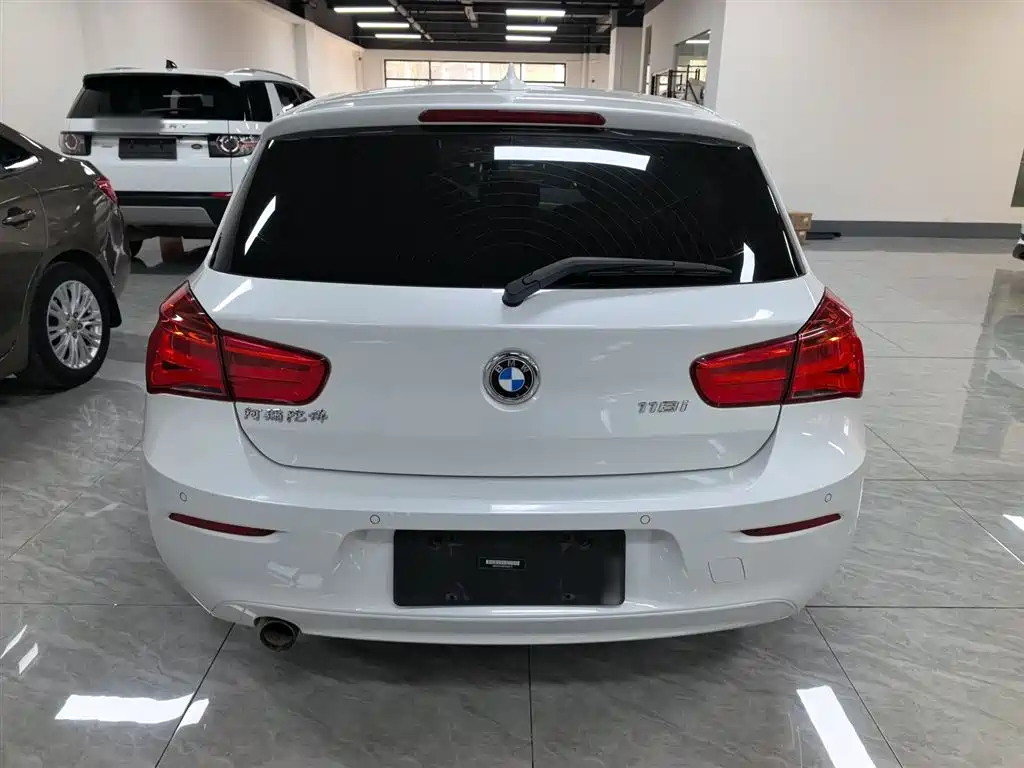BMW 1 Series 2019 — фото 4