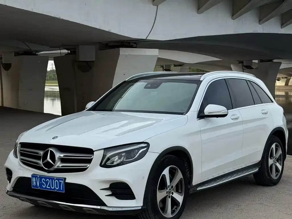 Mercedes-Benz GLC 2017 — фото 1
