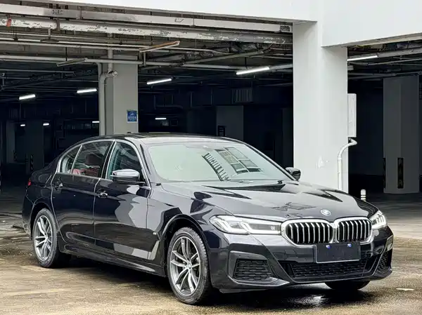 BMW 5 Series 2022