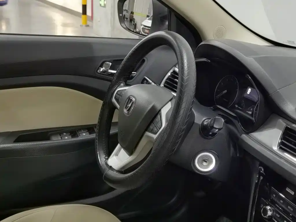 Changan Yuexiang V7 2017 — фото 22