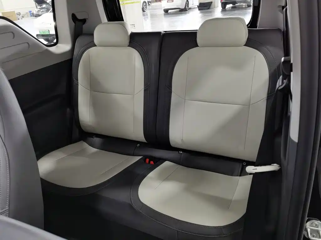 Geely Galaxy Panda 2025 — фото 15
