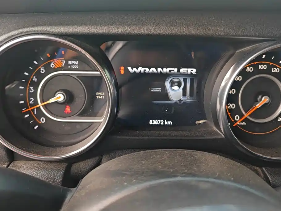 Jeep Wrangler 2020 — фото 14