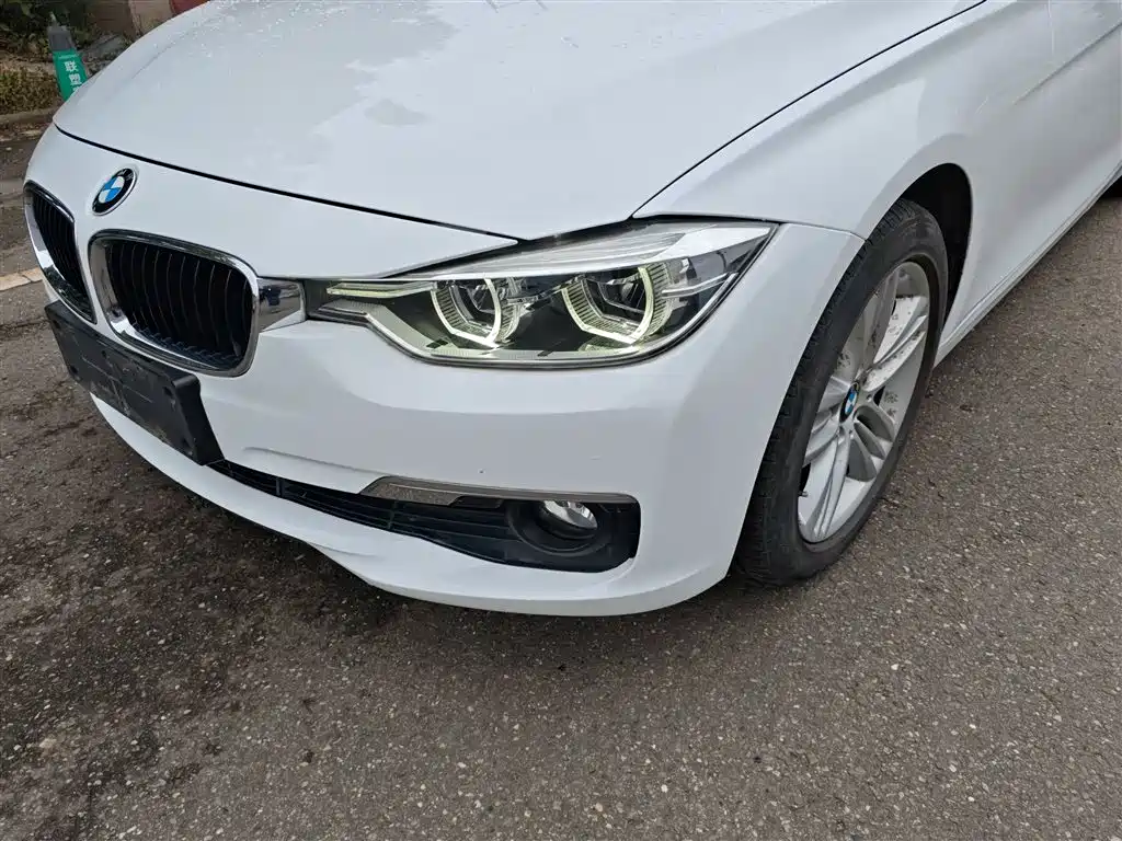 BMW 3 Series 2015 — фото 23