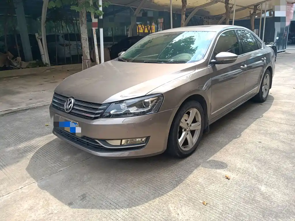 Volkswagen Passat 2012