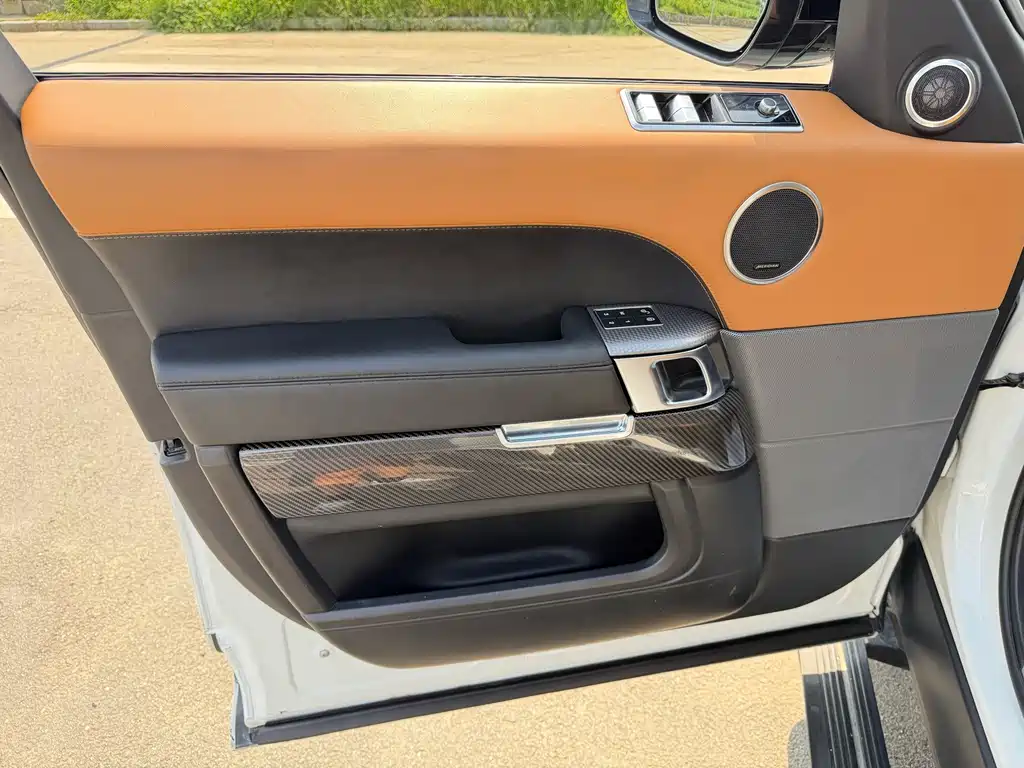 Land Rover Range Rover Sport 2018 — фото 12