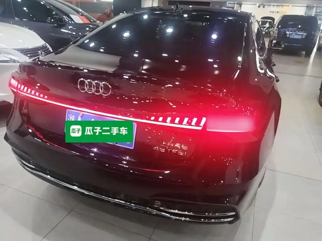 Audi A7L 2024 — фото 6