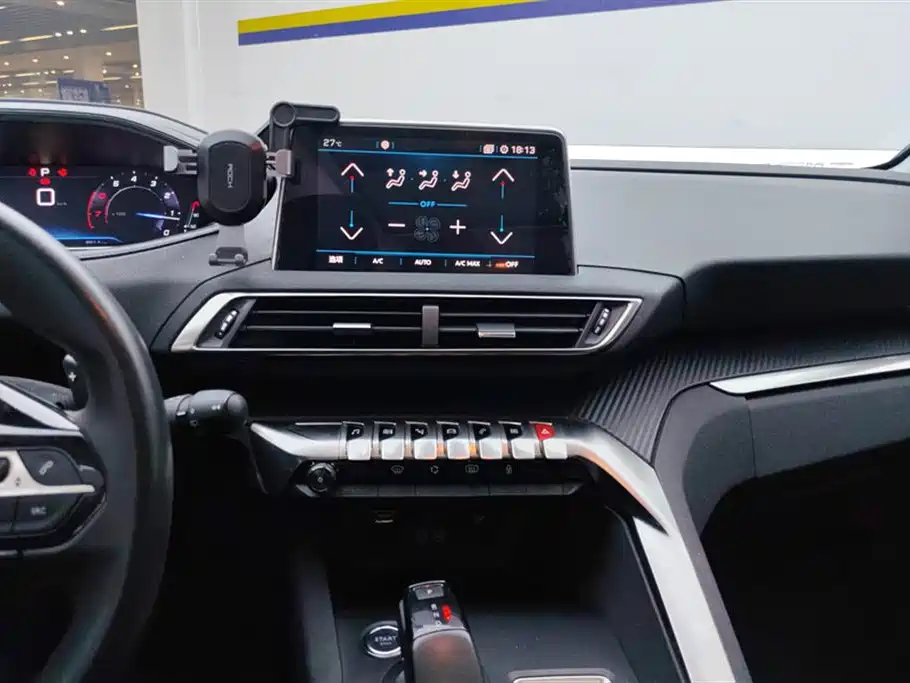 Peugeot 5008 2017 — фото 13