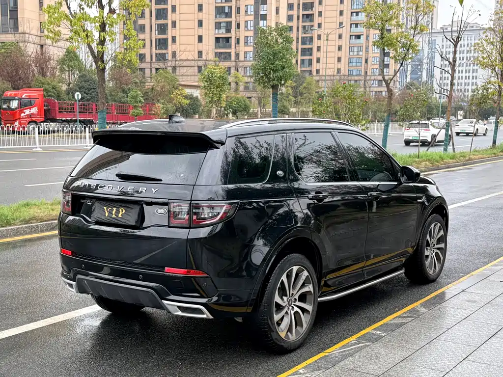 Land Rover Discovery Sport 2022