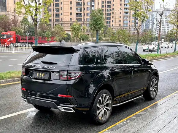 Land Rover Discovery Sport 2022