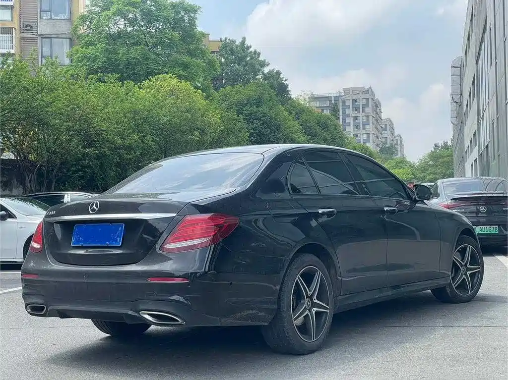 Mercedes-Benz E-Class 2018 — фото 2