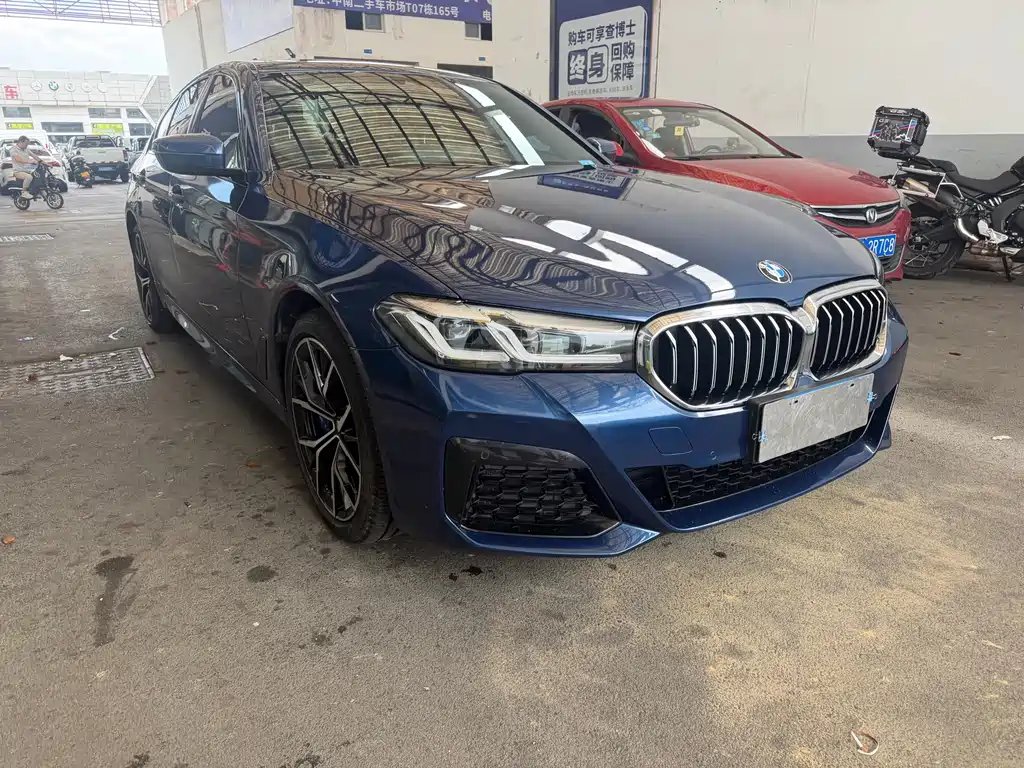 BMW 5 Series 2023