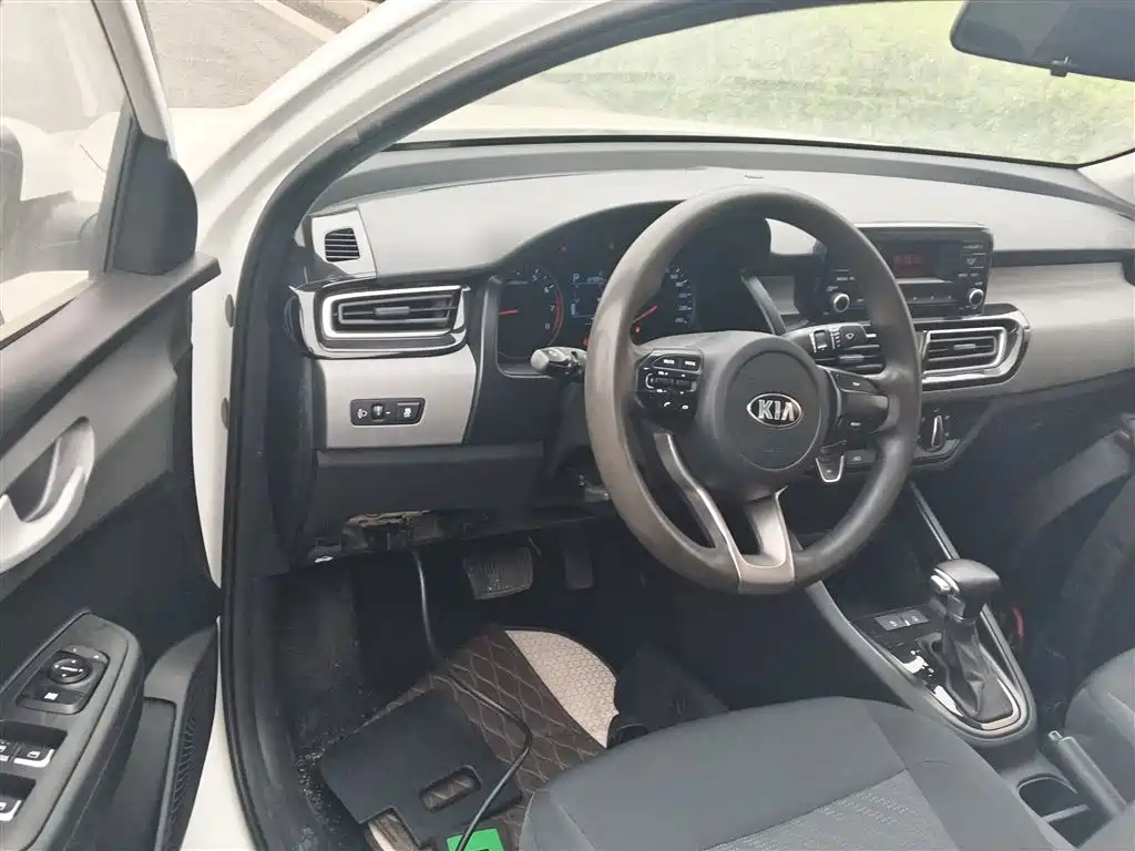 Kia Forte 2021 — фото 16
