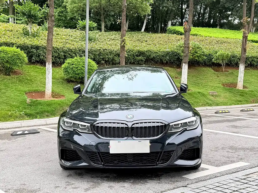 BMW 3 Series 2021
