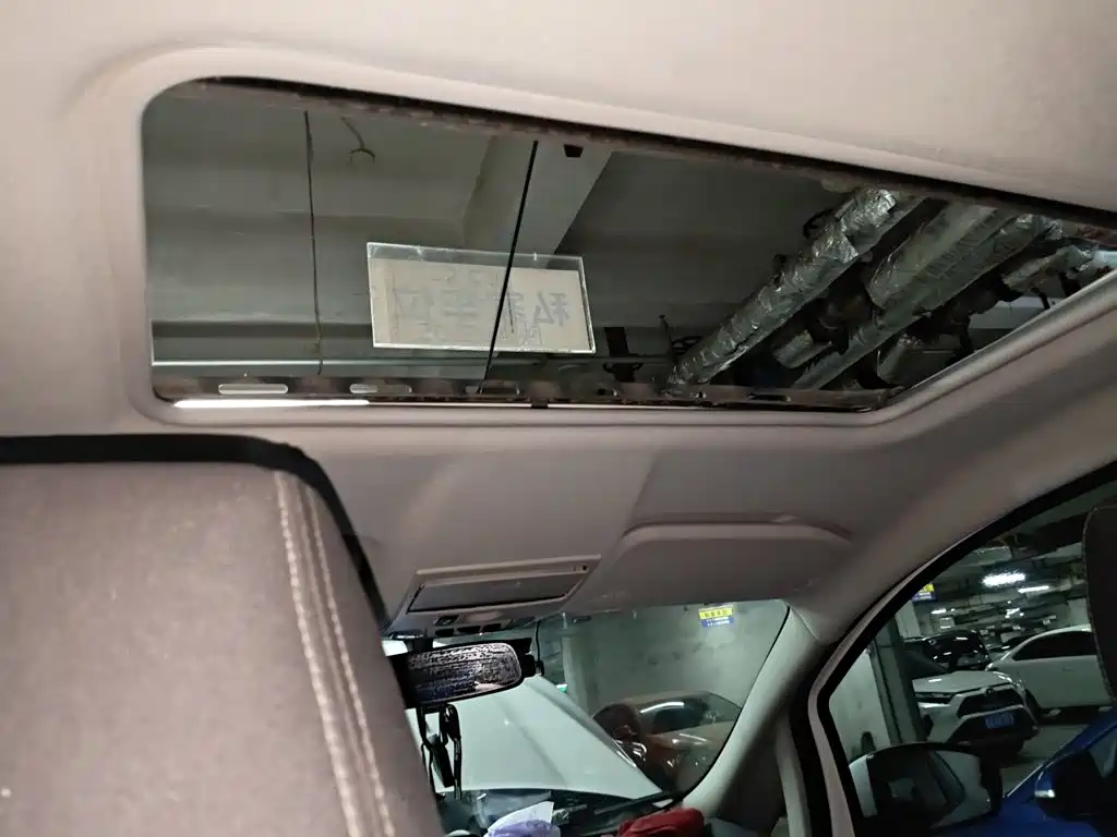 Ford Ecosport 2015 — фото 9