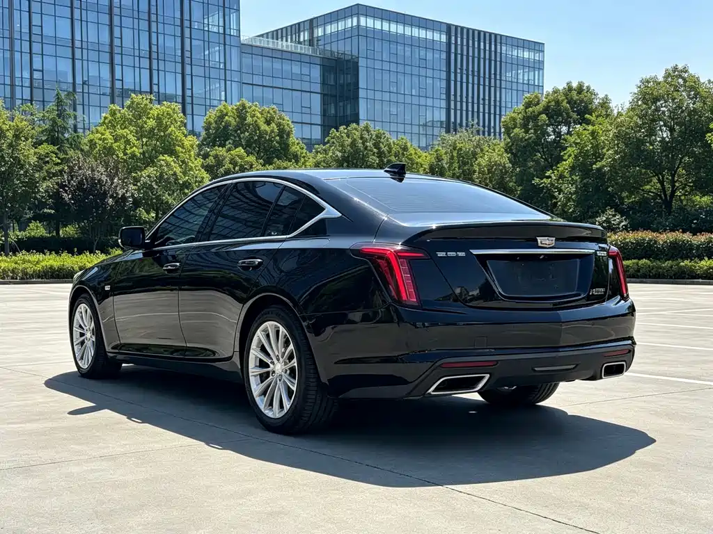 Cadillac CT5 2023 — фото 18