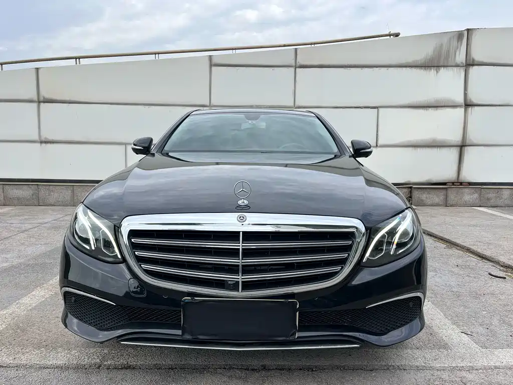 Mercedes-Benz E-Class 2019 — фото 1