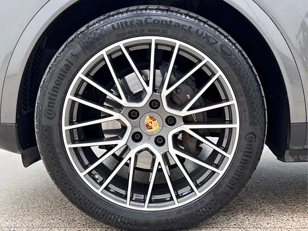 Porsche Cayenne 2022 — фото 10