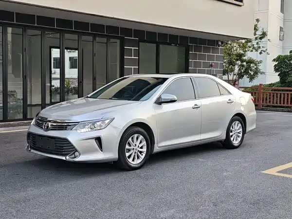 Toyota Camry 2016