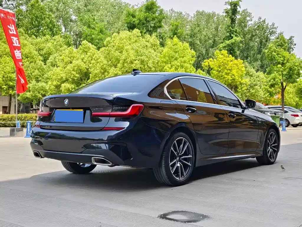 BMW 3 Series 2021