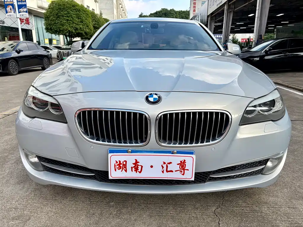 BMW 5 Series 2013 — фото 2
