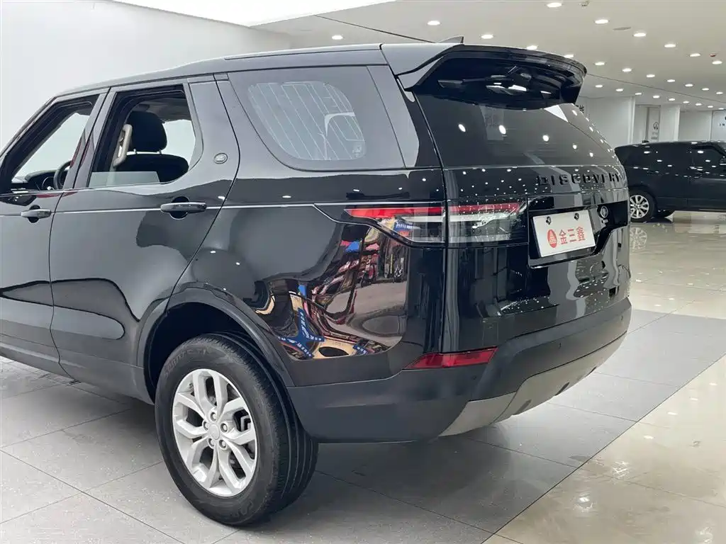 Land Rover Discovery 2018 — фото 29