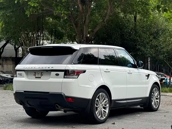 Land Rover Range Rover Sport 2014