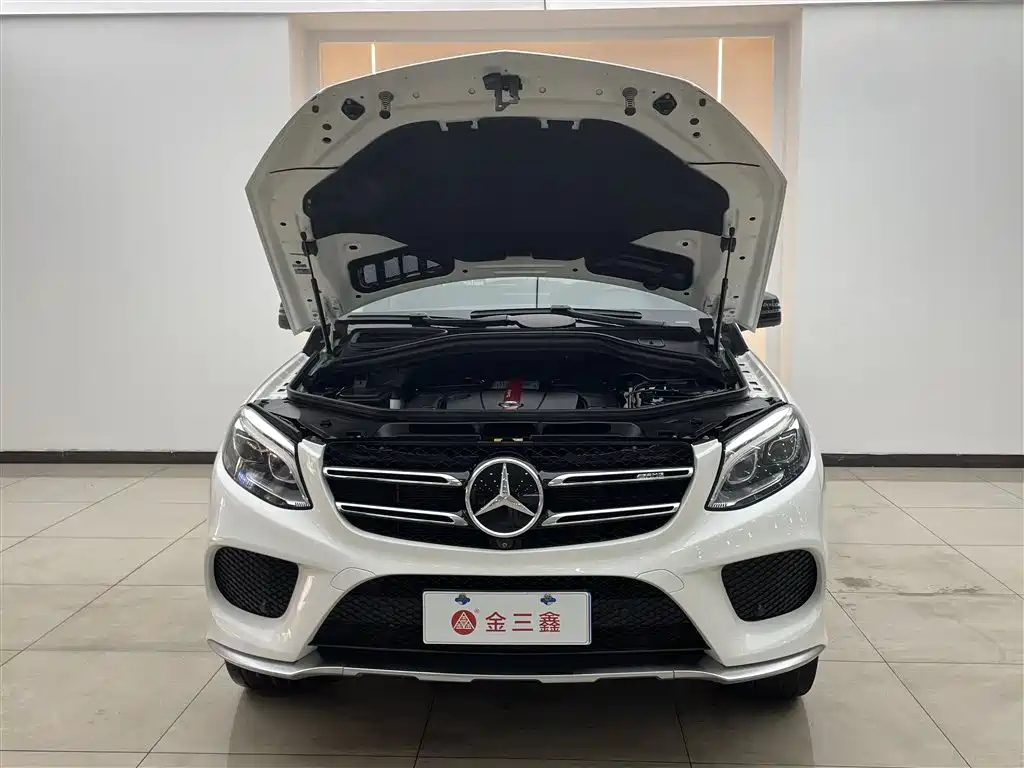 Mercedes-Benz GLE AMG 2018 — фото 36