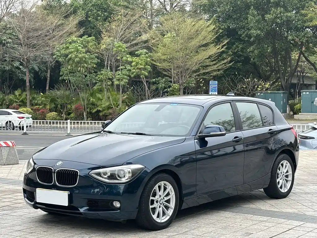 BMW 1 Series 2014 — фото 1