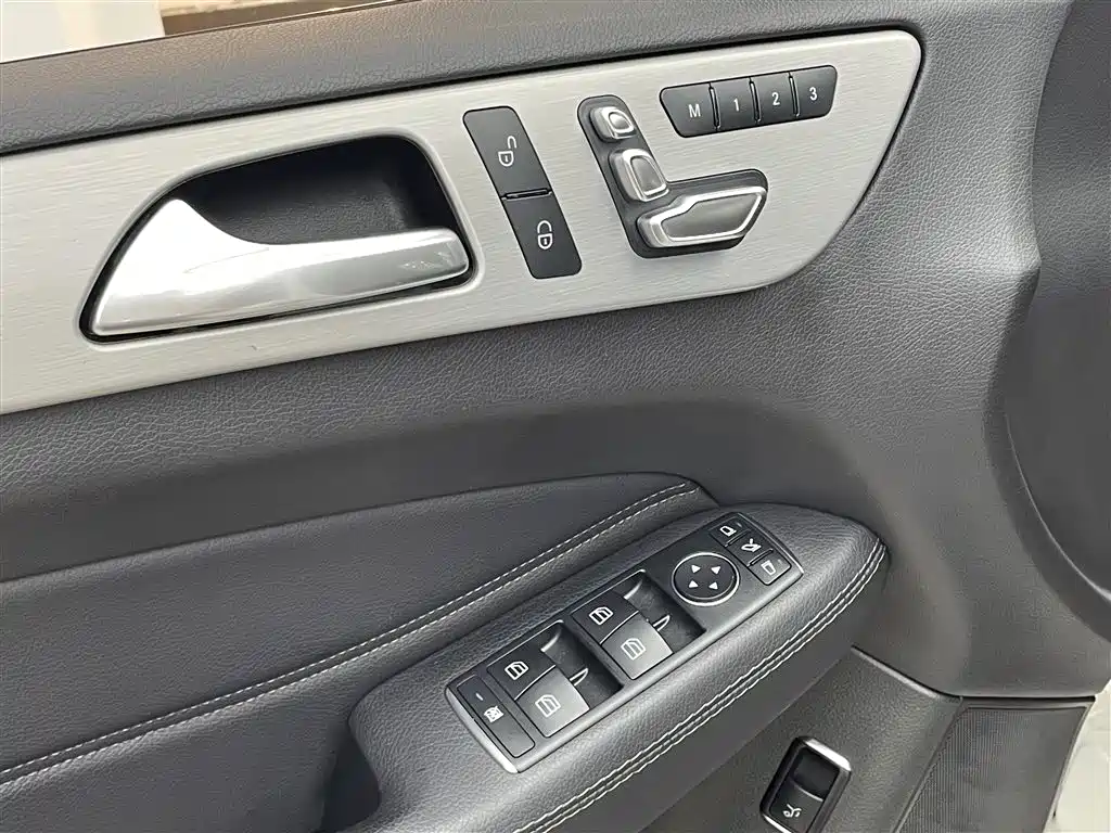 Mercedes-Benz GLE AMG 2018 — фото 10